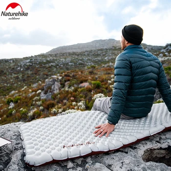 Naturehike Ultralight Outdoor Sleeping Pad R-value 5.8 Inflatable Matress sovuq havoda sayr qilish uchun portativ lager havo yostig'i
